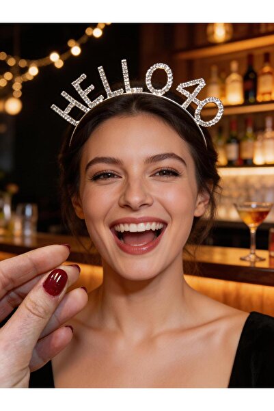 PARTİ SEPETİ Hello 40 Kristal Taşlı Parti Tacı