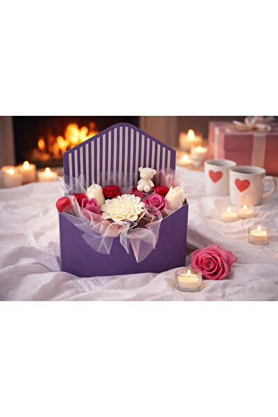 Roots&Flame Aranjament Floral Handmade din Ceara de Soia in Cutie Plic Mov - ...