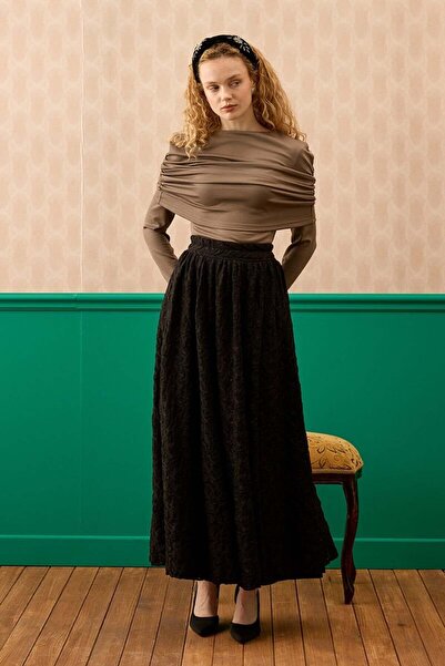 Ceylan Otantik Black Lace Piece Balloon Skirt