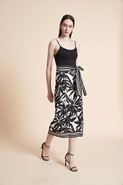 Yola Patterned Midi Skirt With Waist Tie