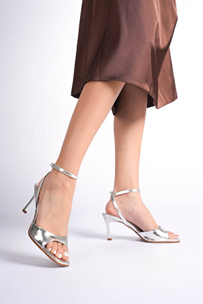 LEVONYA Milano Women's Silver Blunt Toe Single Band Open Toe Heeled Shoes
