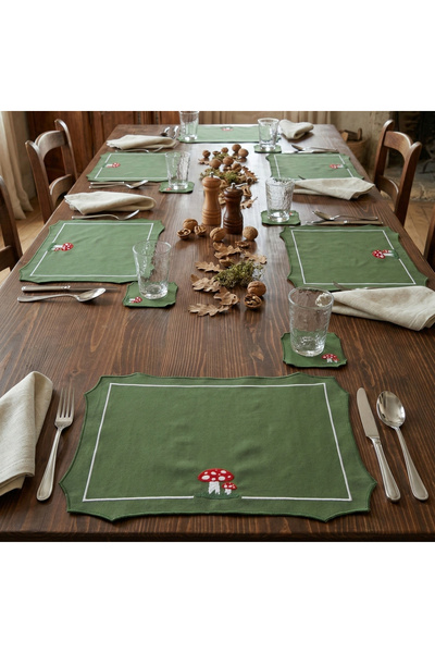 Solterra Design 4-Piece Cork Embroidered Serving Set for 2 People (2 Pieces Placemat , 2 Pieces Serving Napkins)
