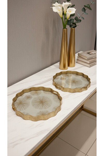 Generic Versatile serving tray set with a unique design