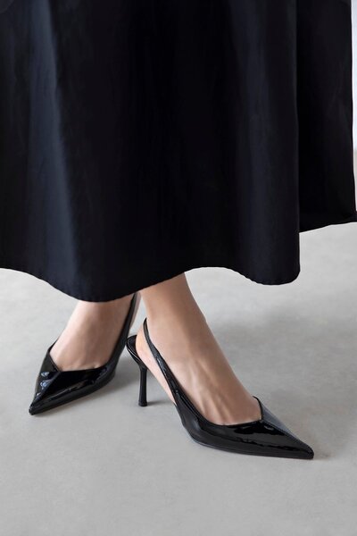 STRASWANS Udobne ženske cipele na petu od lakirane kože, crne
