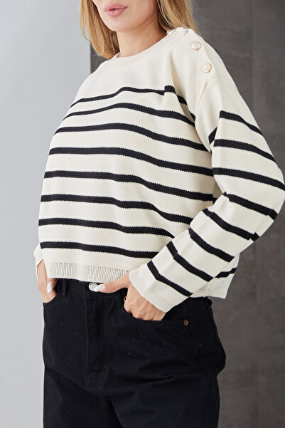 zenne Button detailed Striped knitted sweater beige