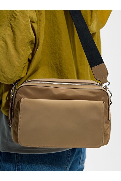 PARFOIS Kadın Kapaklı Teknik Kumaş Çapraz Askılı Çanta