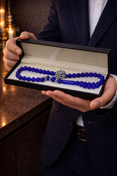 Generic A luxurious royal blue rosary with an elegant box – a sophisticated g...