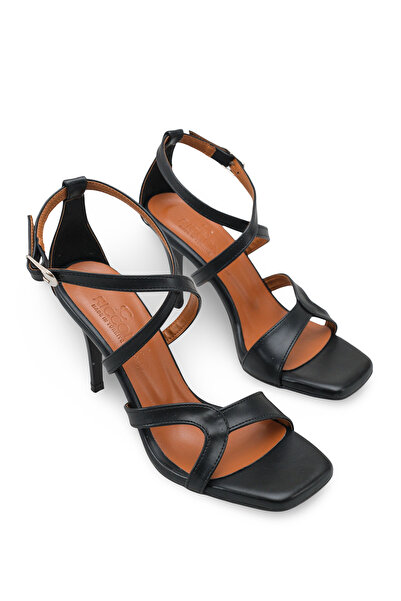 Riccon Women's Heeled Shoes 0012713 Black Skin