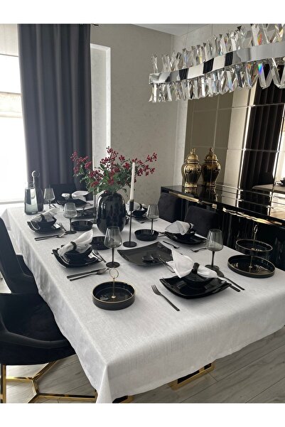 Valerium Glittery Silver Tablecloth