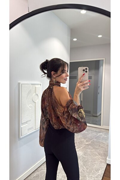 Perry Boutique Brown Patterned Off-Shoulder Satin Blouse