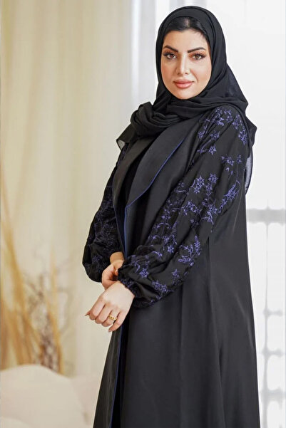 Hasnaa Abaya Abaya with a wide collar and navy blue embroidery on the sleeves