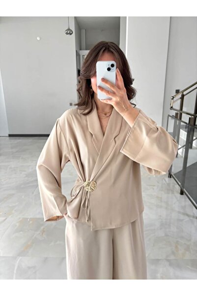 Sude Kızanlıklı Imported Fabric t Buckle Detail Y Side-Tie Trouser Set