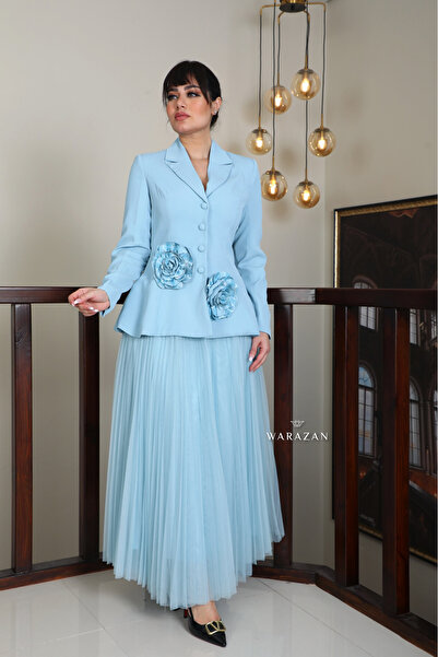 Warazan Elegant set with rose insert and pleated skirt