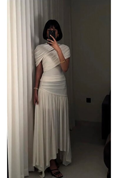 saher-alshrek White two-piece dress, soft Silk satin