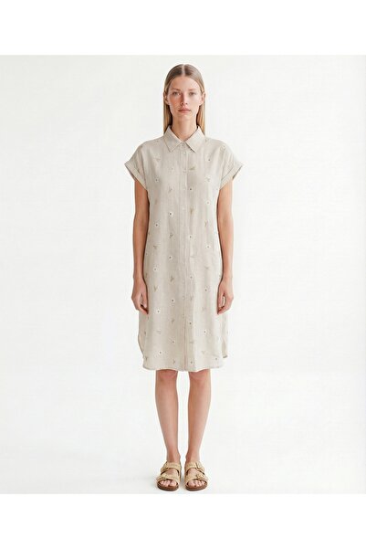 Yargıcı Düz Gömlek Yaka Kısa Kol Elbise