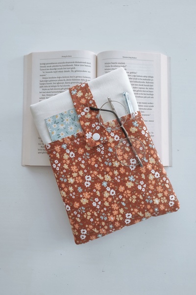 Outlet Çarşım غلاف كتاب من القماش بجيوب بتصميم زهور مقرمشة هدية لمحبي الكتب
