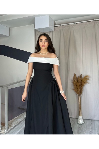 Starmount Butik Siyah Beyaz Madonna Yaka Piliseli Kloş Vintage Uzun Şık Kadın...