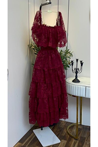 Special-DIARA Luxurious Lace evening dress in a royal burgundy color