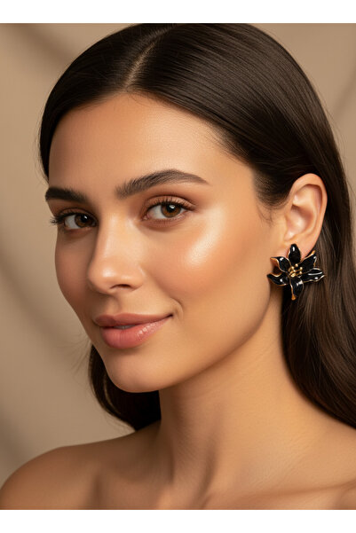 LYRA Bags & Accessories أقراط LYRA Midnight Bloom Laci Flower الذهبية