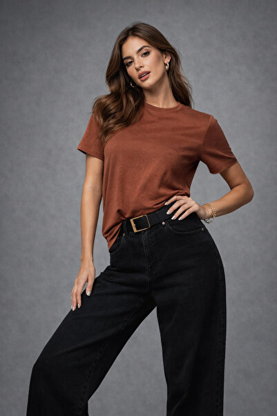 WILD BEE Women's Tile Short Sleeve Crew Neck Interlock Fabric T-Shirt