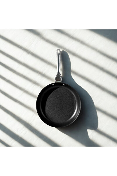 Brandi Galaxy Titanium 22 cm Premium Black Cooking Pan