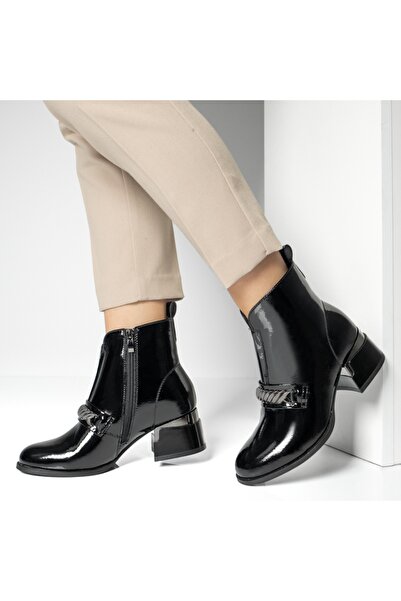 Modlet.ro Γυναικείες μαύρες μπότες με Χοντρό τακούνι και γυαλιστερό φινίρισμα...