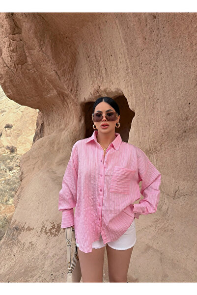 kırmızı butiks Ροζ πουκάμισο με μία τσέπη και χαμηλό κόψιμο στην πλάτη