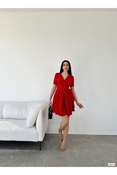 Modafeminen Κόκκινο μίνι φόρεμα με λαιμόκοψη V και ζώνη 582871