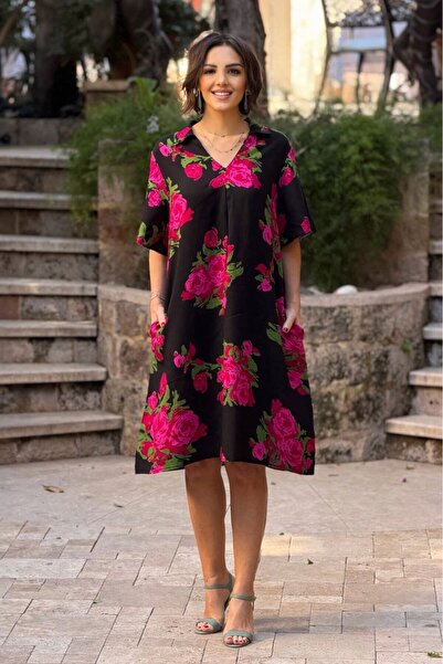 Nevin Kaya Moda فستان V1-أسود مع ورود فوشيا ياقة قميص