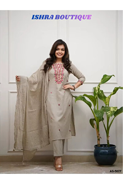 Genaric ISHRA BOUTIQUE Women’s Embroidered Kurta Set with Dupatta – Elegant 3...