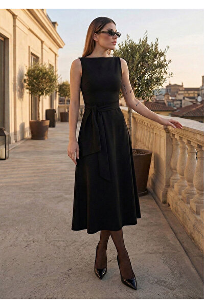 Moda Hour Γυναικείο φόρεμα με μηδενικά μανίκια Κλοσέ κοπή Midi μήκος