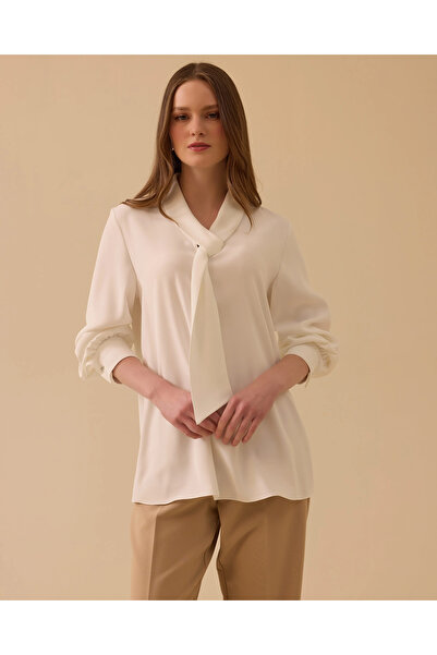 SEÇİL Fular Yakalı Krep Bluz