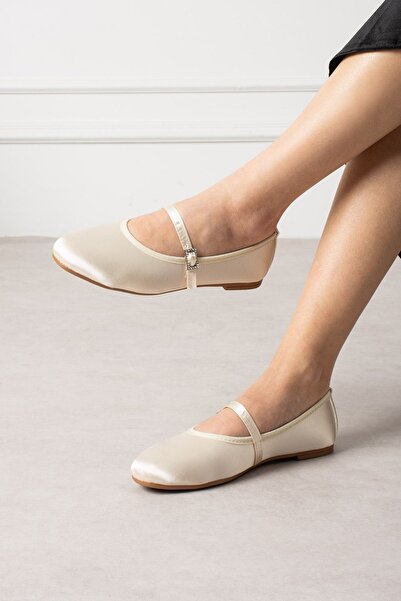 FUGA MODA Molise Bej Satin Stone Square cu cataramă Bandă simplă balerini
