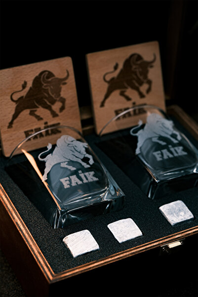 TRENDSHOPİC Kişiye Özel Taraftar Tasarımlı Ahşap Kutulu Viski Bardak ve Seti