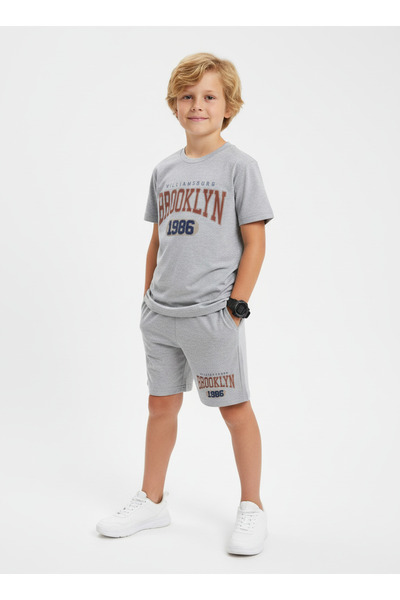 FYK KİDS Round Neck T-Shirt with Colorful Capri Print Detail for Boys Bottom-...