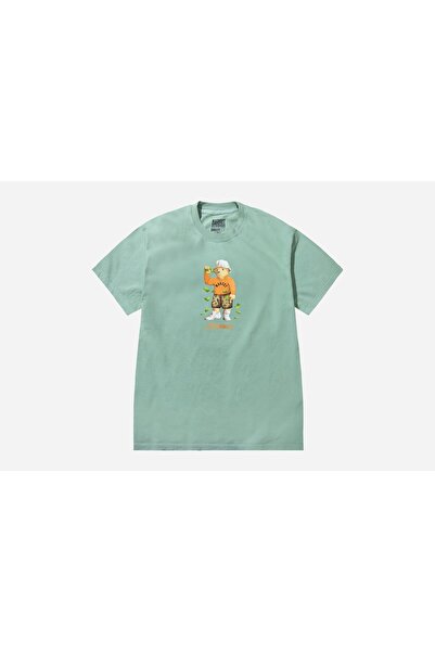 Market MAKING IT RAIN BEAR T-SHIRT