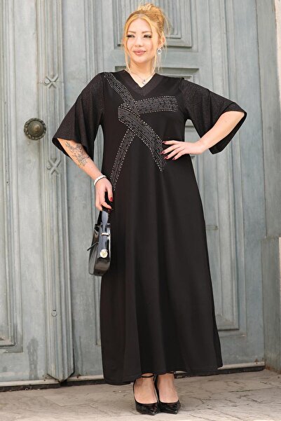 Siyezen Plus Size Dress with Sparkling Stones on the Sleeves