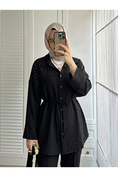 Lunsera Store روب تونيك بتفاصيل حجرية - أسود