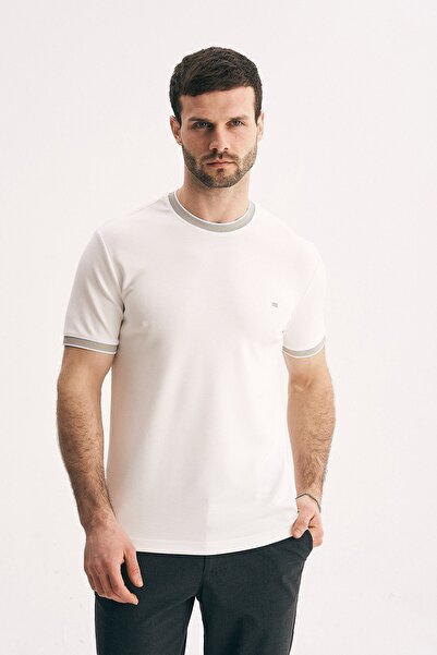 SILVANO تي شيرت رجالي أبيض برقبة دائرية وخطوط على الأكمام من قصة ضيقة Yaka وي...