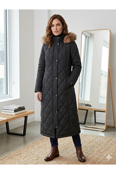 mefehe Kadın Siyah Uzun Kapitone Mont, Fermuarlı, Kapüşonlu ve Kürk Detaylı K...