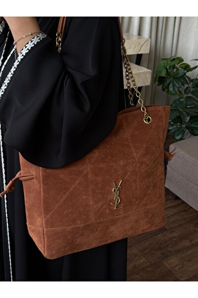 GGGG Bags with their accessories