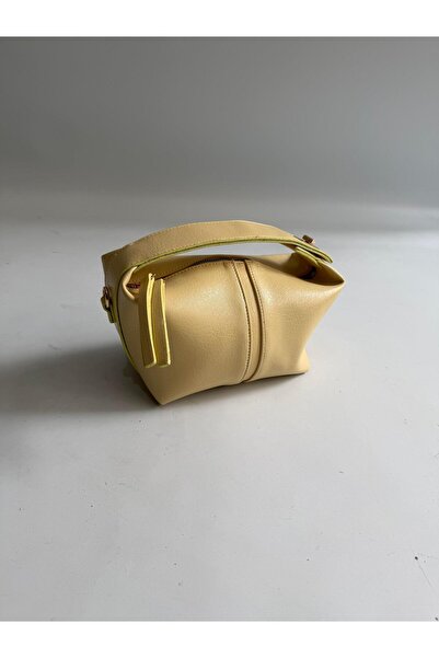 Mia Collection Дамска чанта за рамо и ръка Модел Адриана, едноцветна жълта