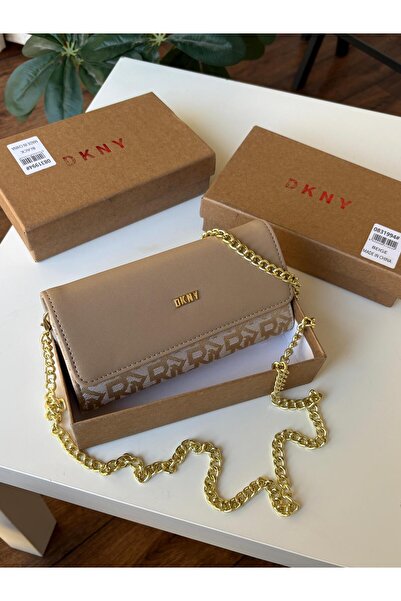 GGGG Bags with their accessories