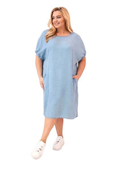 Kesi Sukienka damska Plus Size z lyocellu z marszczeniami i kieszeniami jasno...