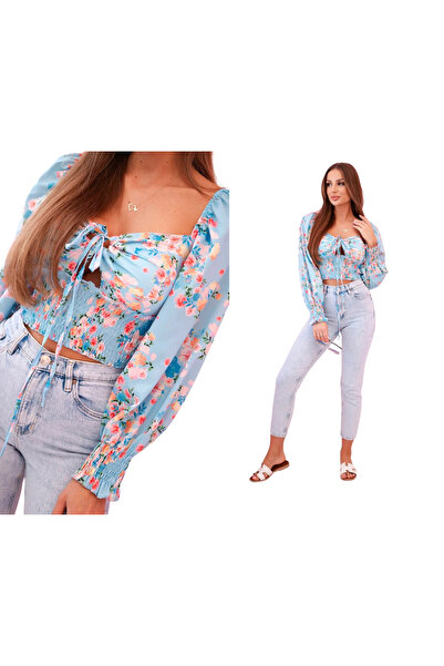 Kesi Niebieska bluzka damska w kwiaty z bufiastymi rękawami i marszczeniem