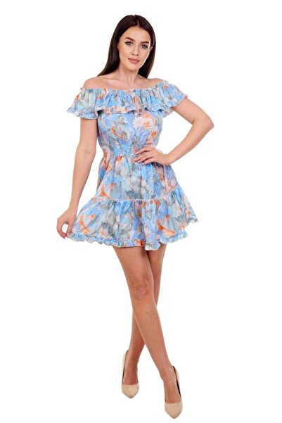 Kesi Sukienka z odkrytymi ramionami w kwiaty błękitna