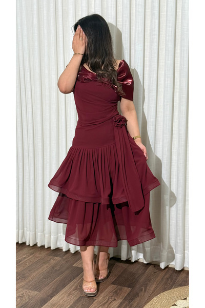 TREASUREISLAND فساتين الاورجنزا (الأناقة العصرية):