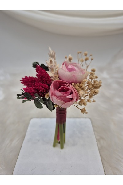 Buketlife Pembe krem yeşil damat yakaçiçeği