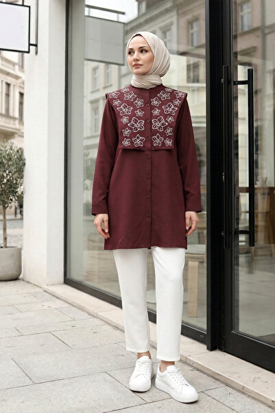 MODAQU Tunika sa dugmićima i vezom u obliku cveća - bordo