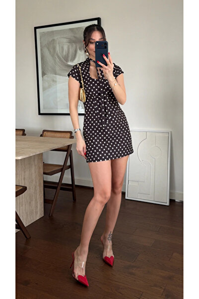 My Blog Rochie maro închis cu cu buline modele și pantaloni scurți - 5084